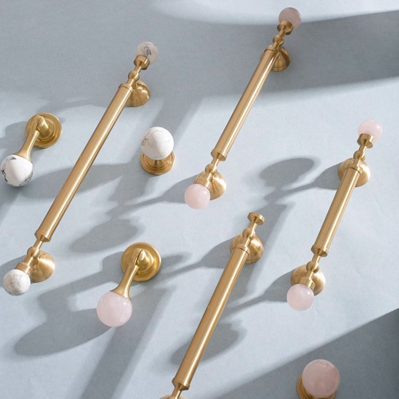 Furniture Hardware High End - High End ภาษาฝรั่งเศสคําตู้จับหรูหราห้องน้ําตู้ตกแต่งตู้คริสตัล KNOB ส่วนบุคคลลิ้นชัก