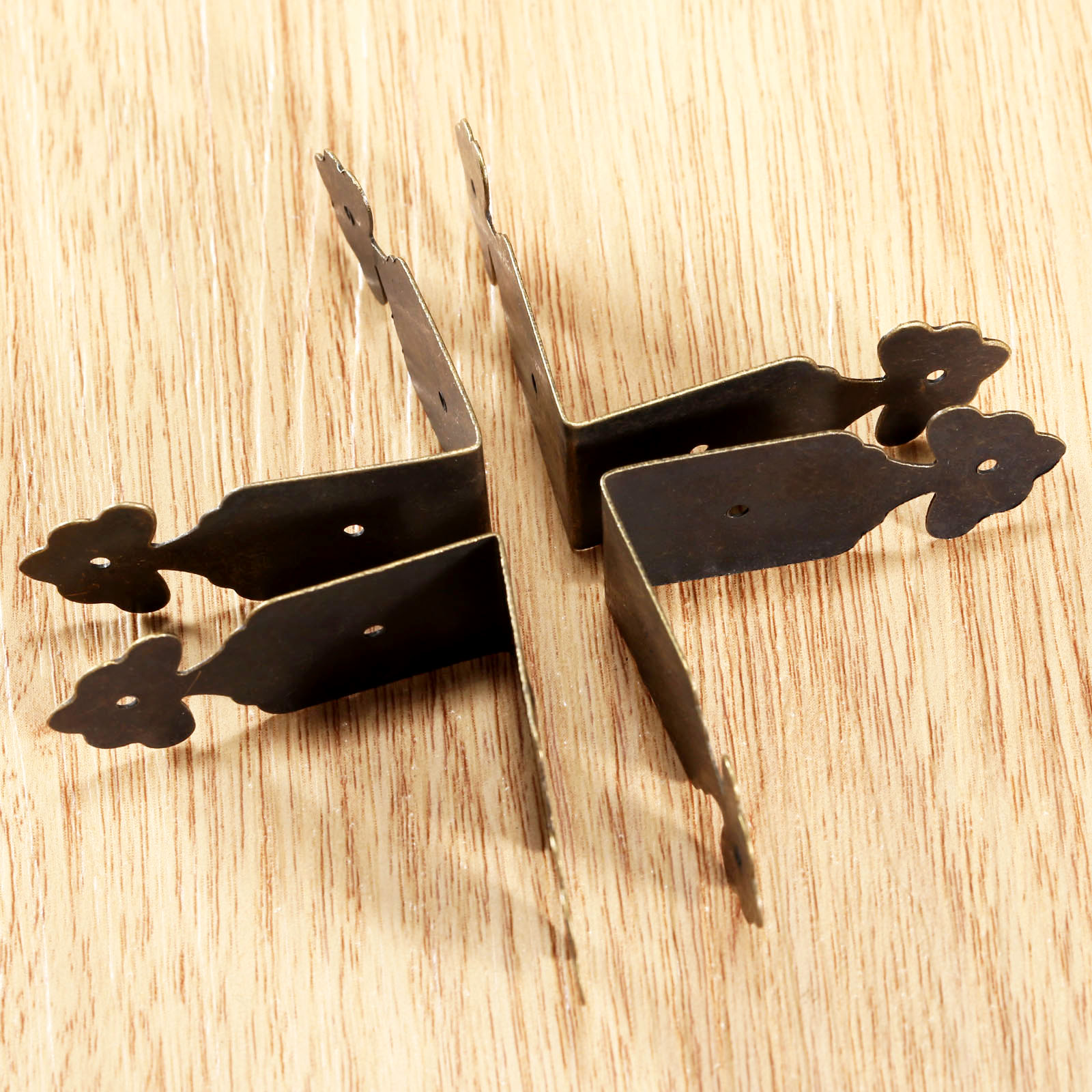 4pcs ตัวป้องกันมุมเหล็กดอกไม้  - Furniture Hardware Antique บทวิจารณ์และราคา
