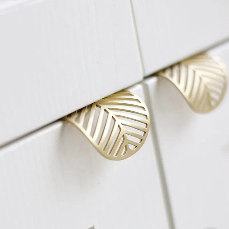 มือจับลิ้นชักทองเหลืองรูปใบไม้ - Furniture Hardware Wholesale บทวิจารณ์และราคา